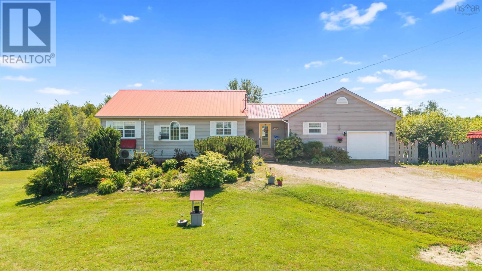 392 BIRCH HILL Road, Bass River, Nova Scotia