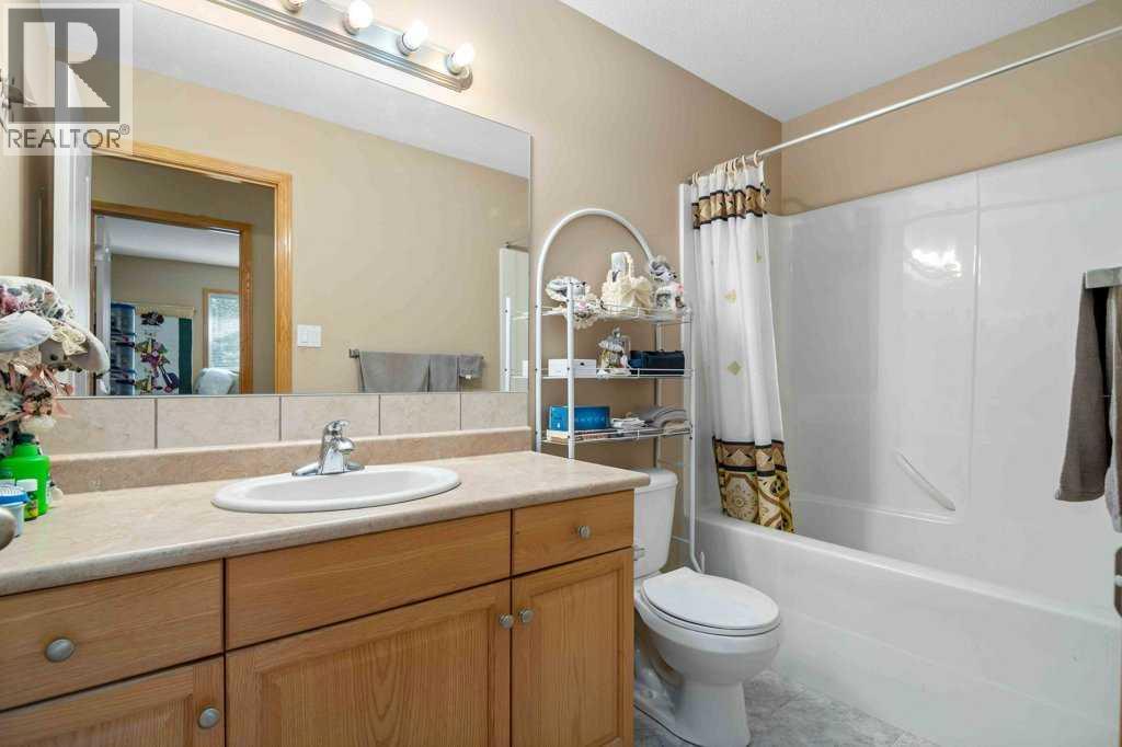 112 Sunset Drive SW, Medicine Hat, Alberta  T1B 4T8 - Photo 14 - A2334104