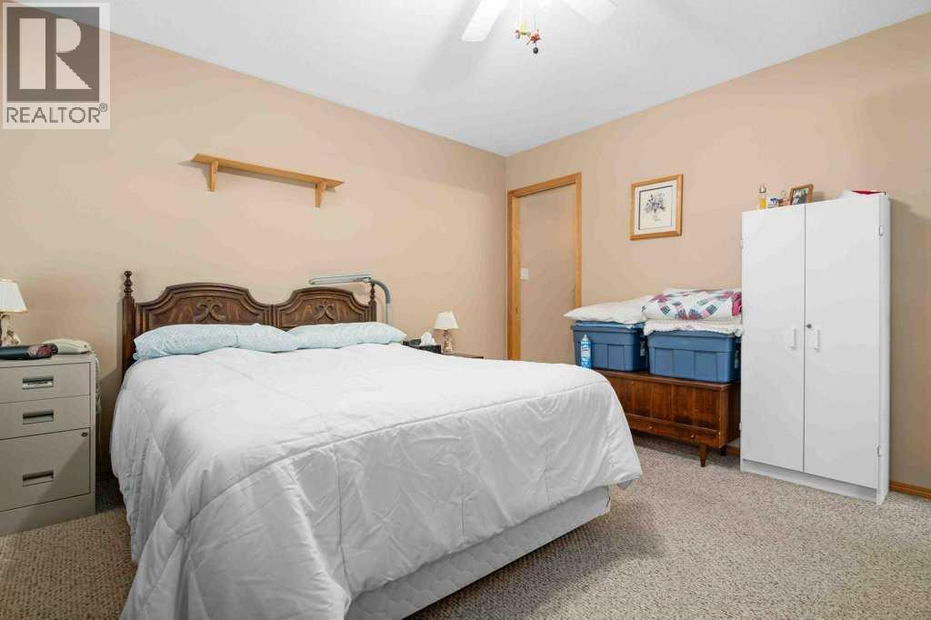 112 Sunset Drive SW, Medicine Hat, Alberta  T1B 4T8 - Photo 18 - A2334104