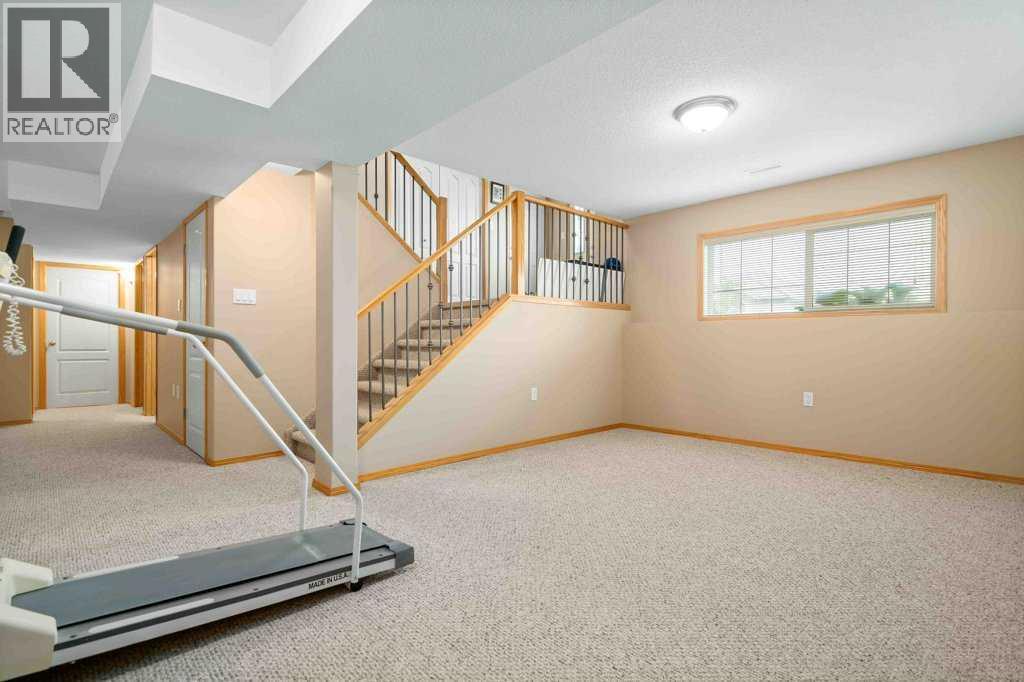 112 Sunset Drive SW, Medicine Hat, Alberta  T1B 4T8 - Photo 24 - A2334104