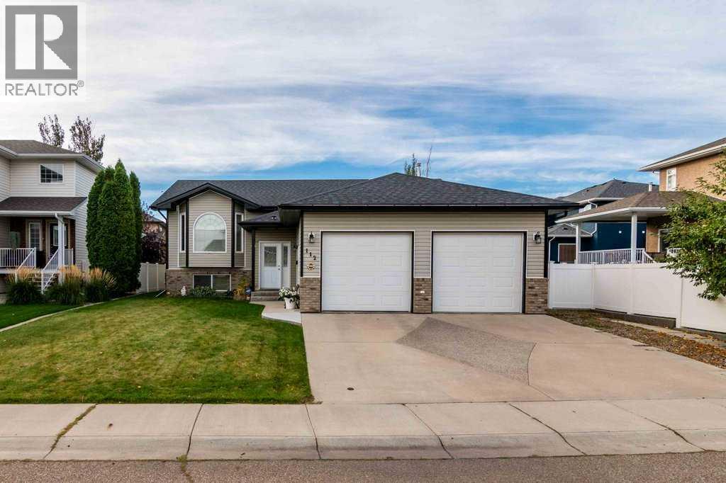 112 Sunset Drive SW, Medicine Hat, Alberta  T1B 4T8 - Photo 2 - A2334104