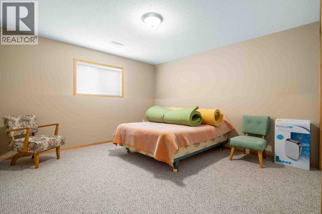 112 Sunset Drive SW, Medicine Hat, Alberta  T1B 4T8 - Photo 22 - A2334104