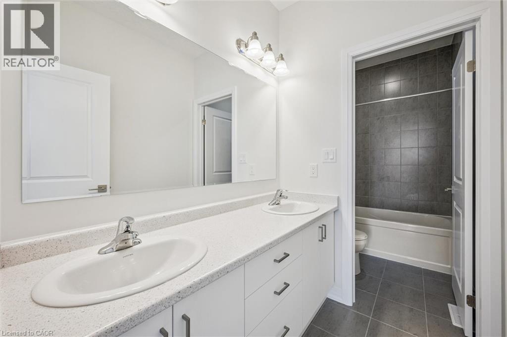 525 Erinbrook Drive Unit# C062, Kitchener, Ontario  N2E 0L4 - Photo 25 - 40763818