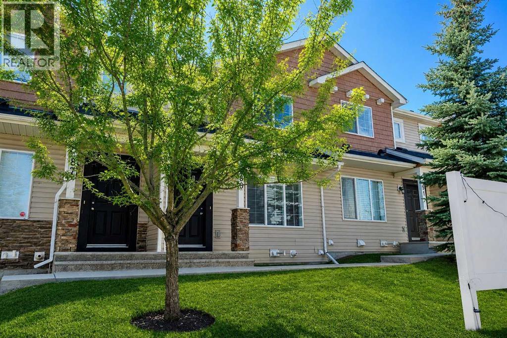 89 Pantego Lane NW, Calgary, Alberta