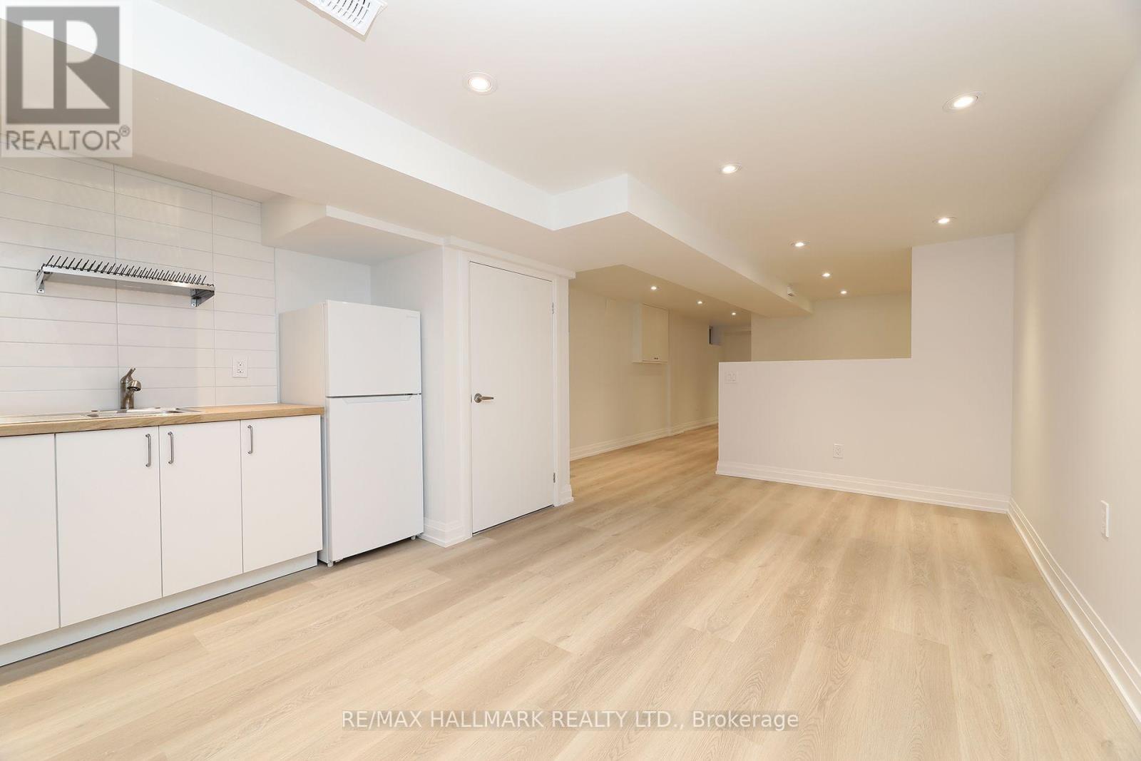 38 Halton Street, Toronto, Ontario  M6J 1R3 - Photo 6 - C13607970