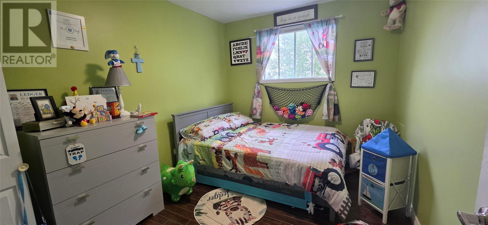 Photo 18