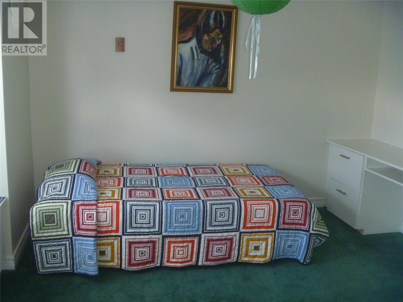 Photo 32
