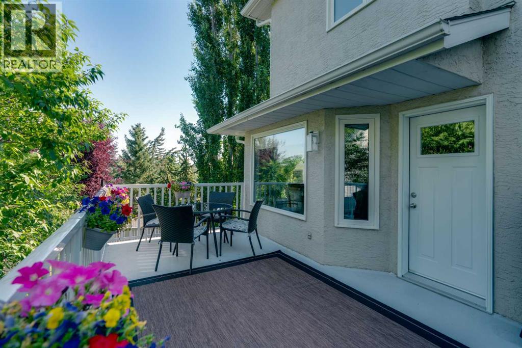 112 Hidden Vale Place NW, Calgary, Alberta  T3A 5C5 - Photo 35 - A2332867