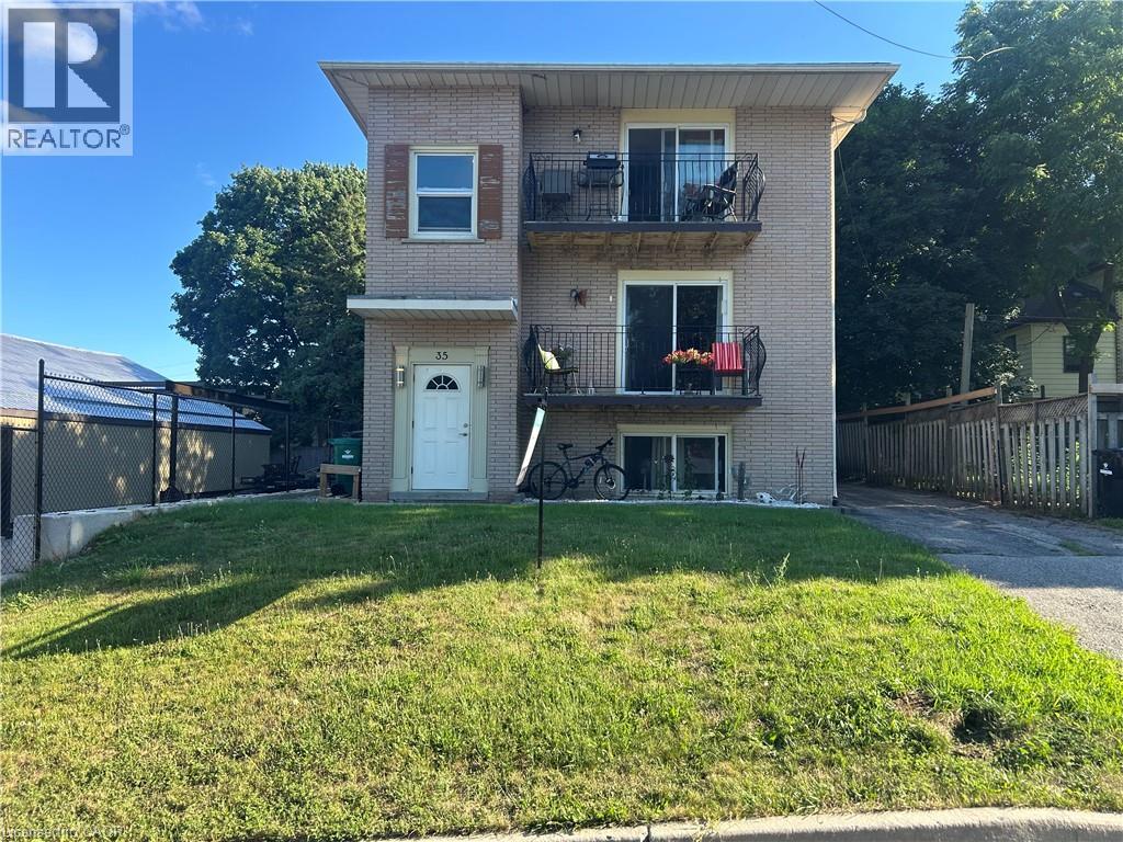 35 Mill Street, Elmira, Ontario  N3B 2K5 - Photo 1 - 40852923