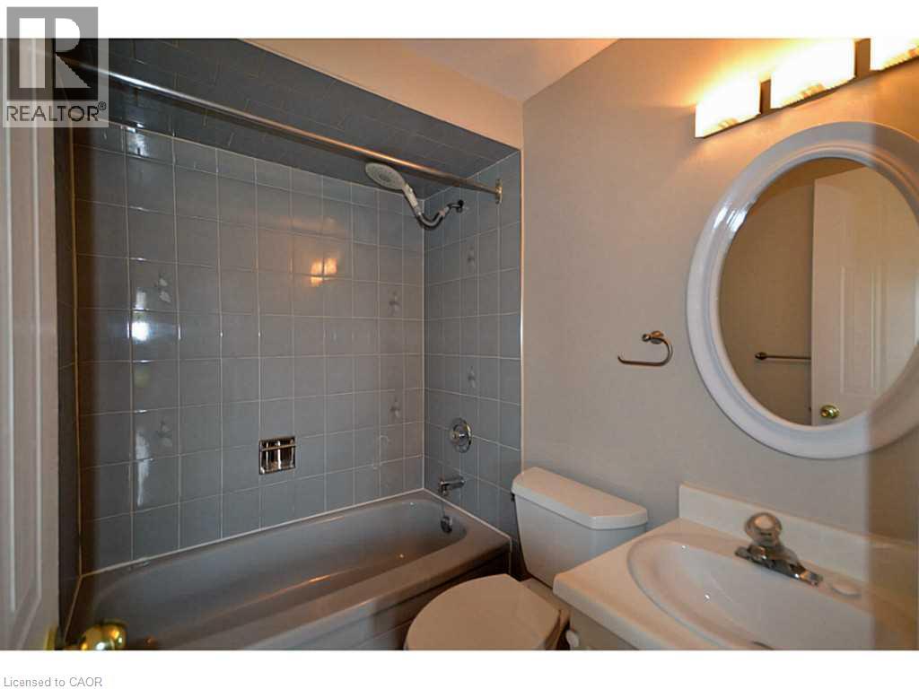 2461 Headon Forest Drive, Burlington, Ontario  L7M 3L4 - Photo 13 - 40852935