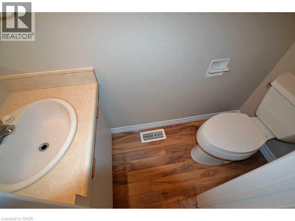 2461 Headon Forest Drive, Burlington, Ontario  L7M 3L4 - Photo 8 - 40852935