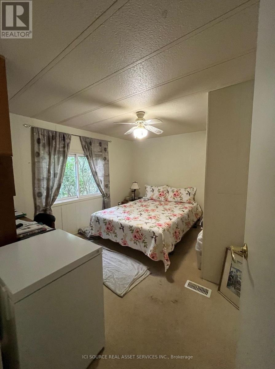10 Lakeside Drive, Prince Edward County, Ontario  K0K 1T0 - Photo 4 - X13465536