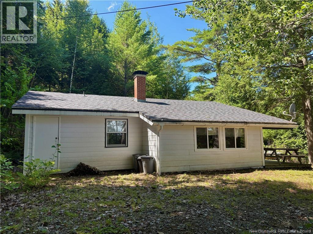 396 Main Street, Meductic, New Brunswick  A0A 0A0 - Photo 6 - NB142337
