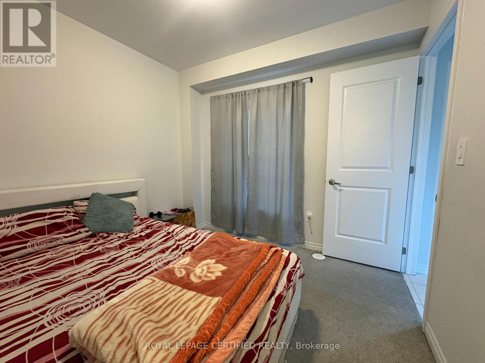 5970 Saigon Street, Mississauga, Ontario  L5V 0E9 - Photo 7 - W13635226