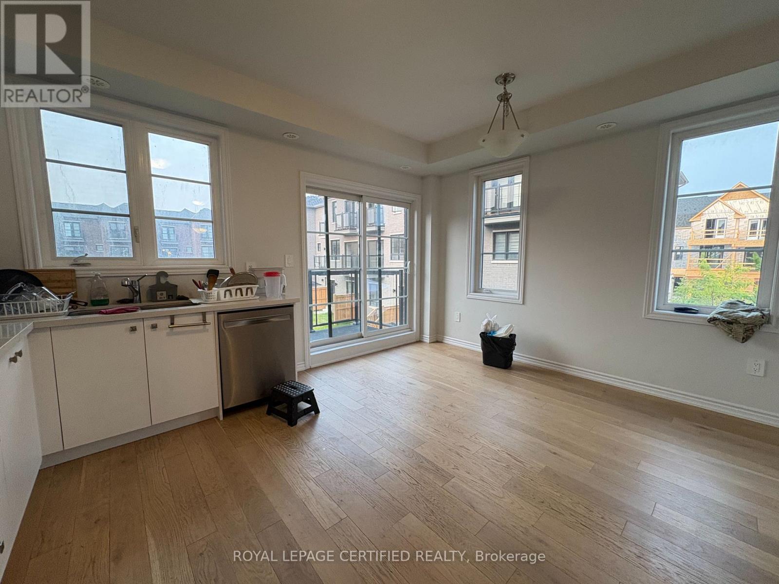 5970 Saigon Street, Mississauga, Ontario  L5V 0E9 - Photo 17 - W13635226