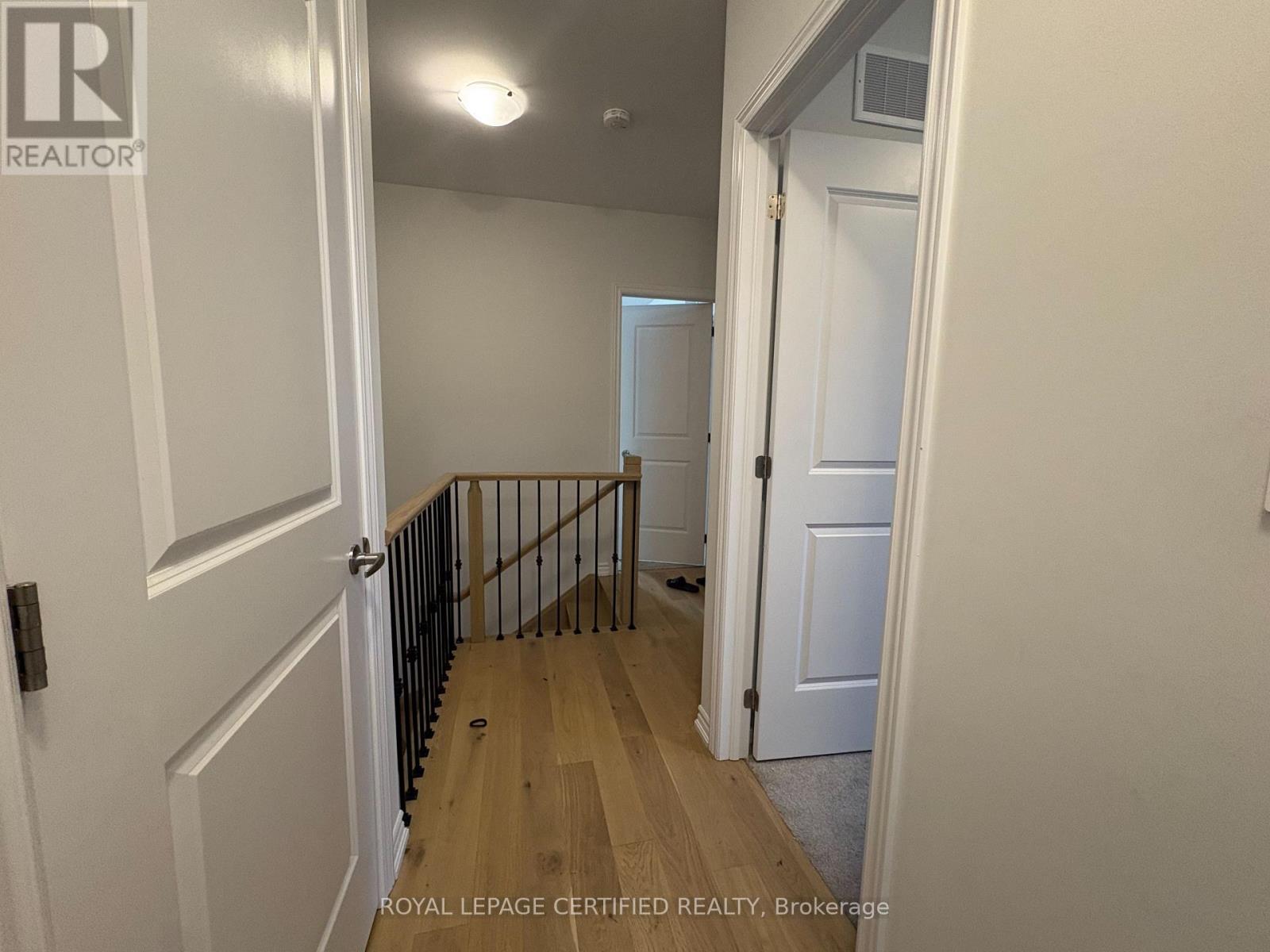 5970 Saigon Street, Mississauga, Ontario  L5V 0E9 - Photo 25 - W13635226