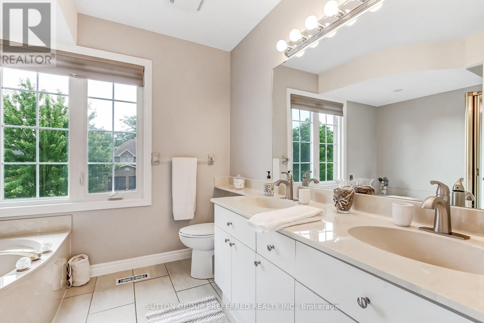 462 Ambleside Drive, London North, Ontario  N6G 4W9 - Photo 22 - X13635704