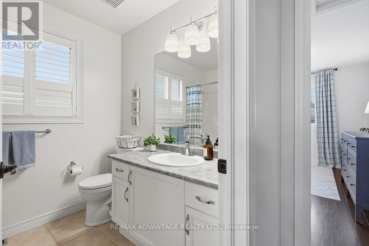 831 Crestview Crescent, London South, Ontario  N6K 4W3 - Photo 24 - X13635794