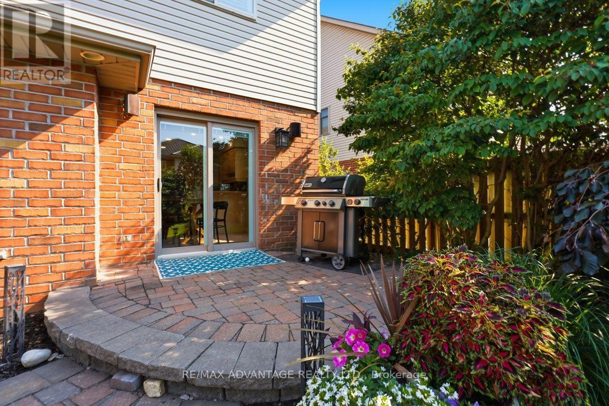 831 Crestview Crescent, London South, Ontario  N6K 4W3 - Photo 36 - X13635794