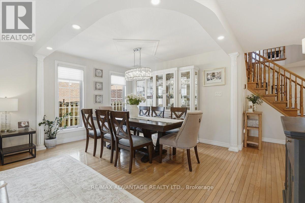 831 Crestview Crescent, London South, Ontario  N6K 4W3 - Photo 8 - X13635794