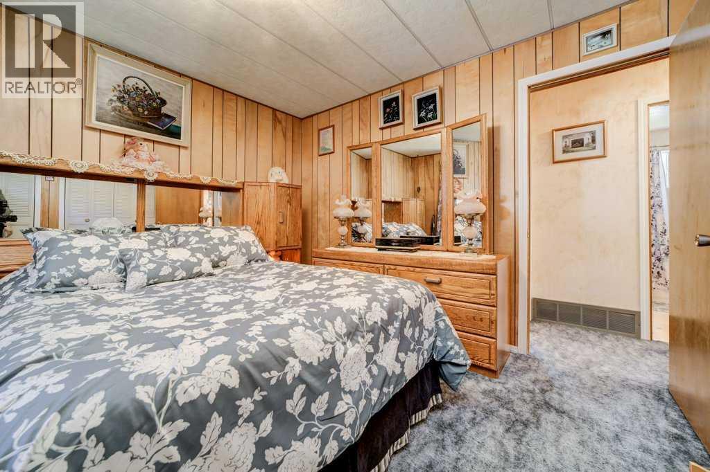 20541 25th Avenue, Bellevue, Alberta  T0K 0C0 - Photo 34 - A2328028