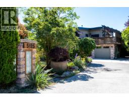 5125 SALAL ROAD, Sechelt, British Columbia