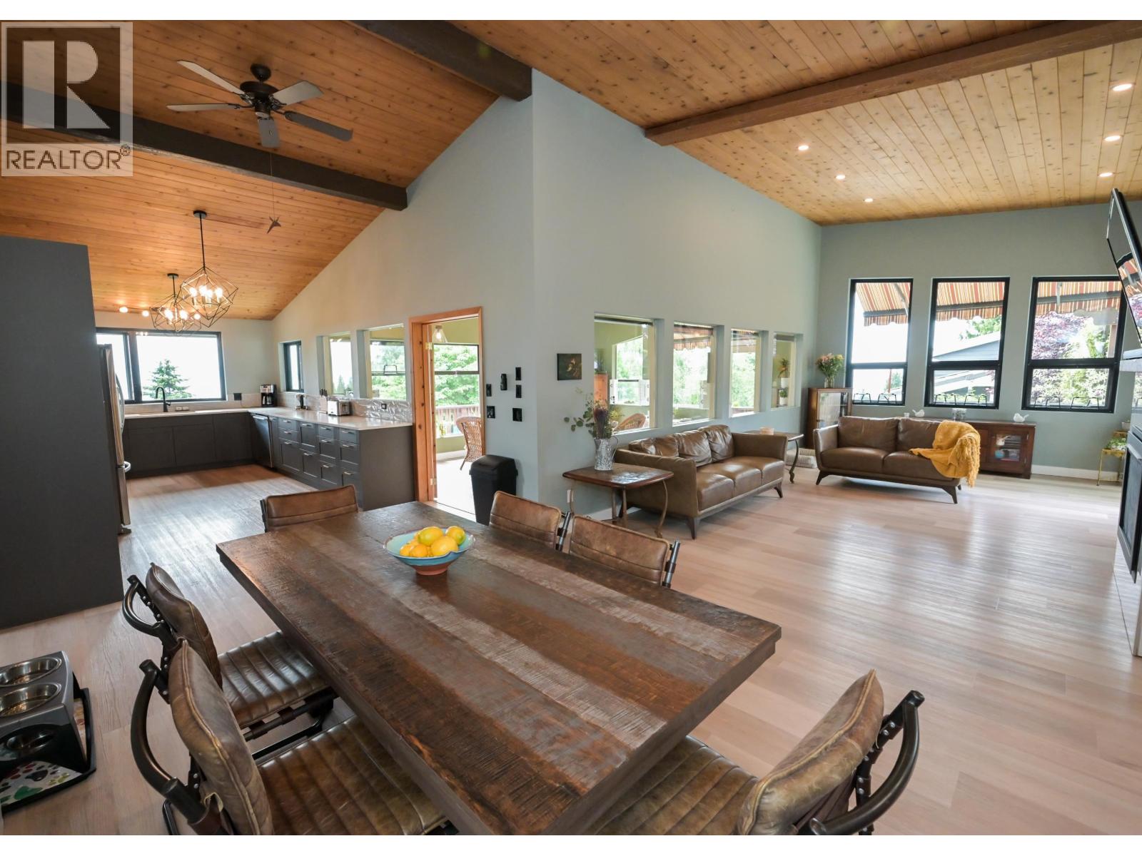 5125 Salal Road, Sechelt, British Columbia  V7Z 0B7 - Photo 8 - R3150968