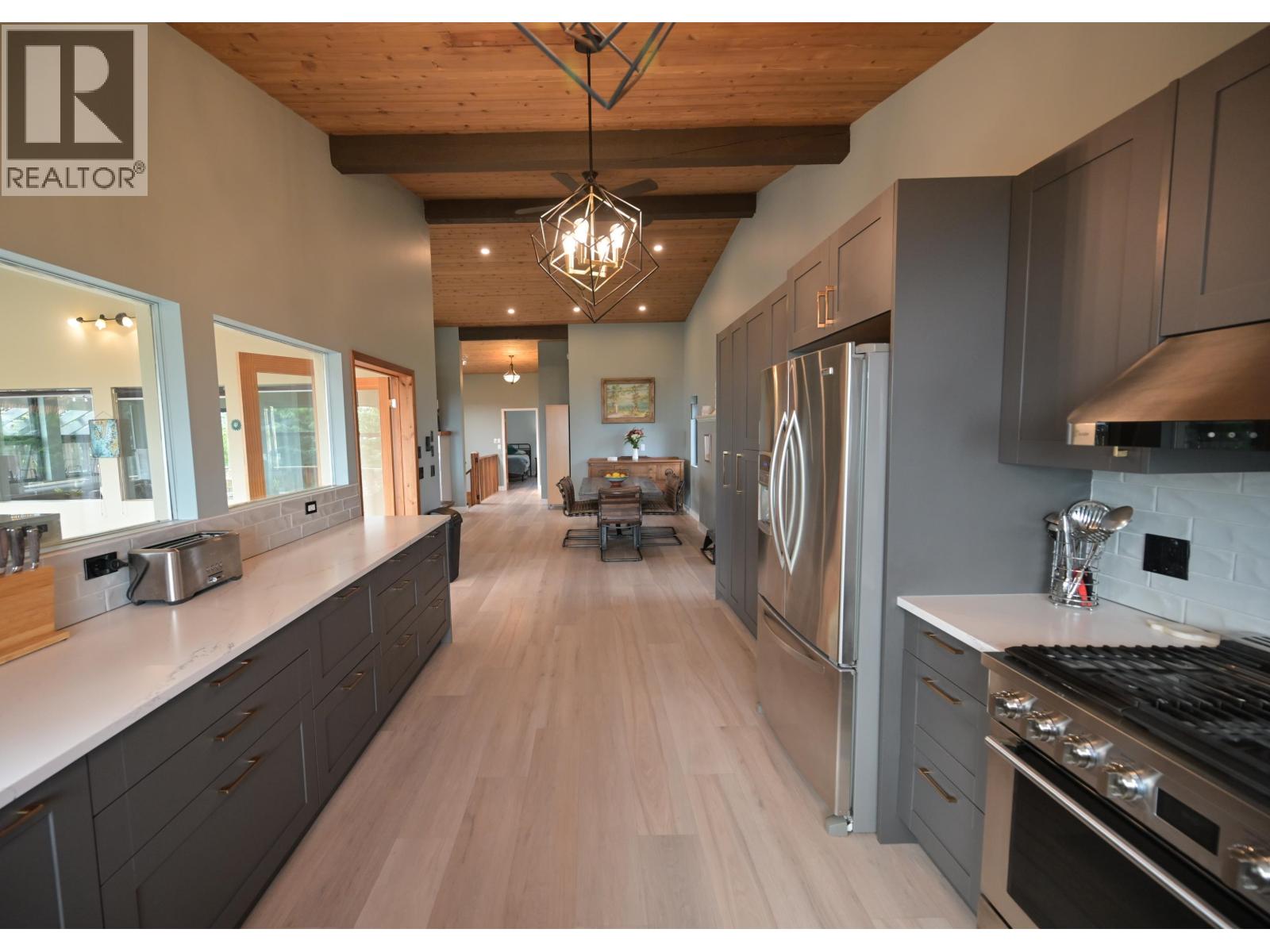 5125 Salal Road, Sechelt, British Columbia  V7Z 0B7 - Photo 11 - R3150968