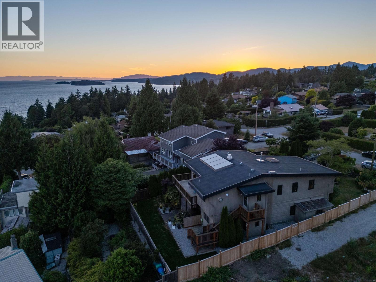 5125 Salal Road, Sechelt, British Columbia  V7Z 0B7 - Photo 35 - R3150968