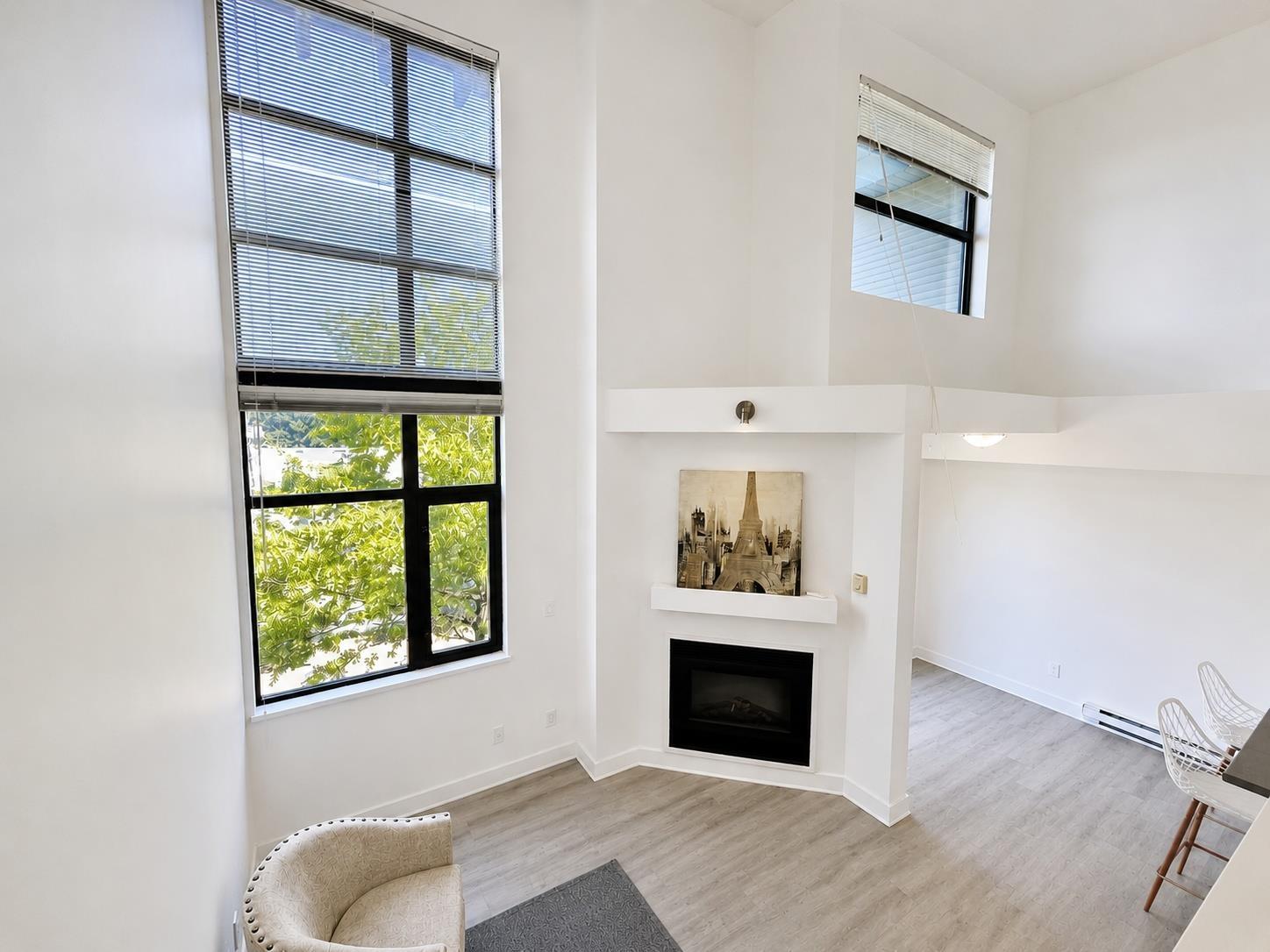 434 10838 City Parkway, Surrey, British Columbia  V3T 5X9 - Photo 5 - R3141153
