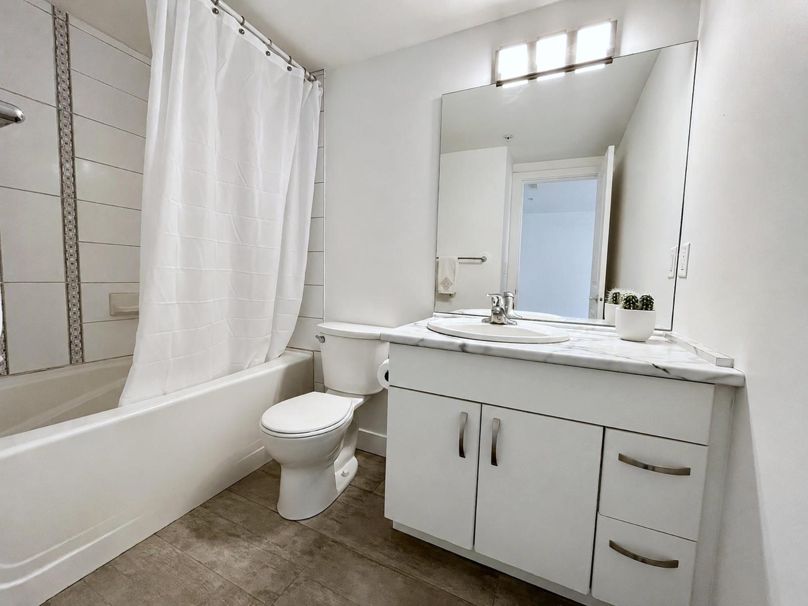 434 10838 City Parkway, Surrey, British Columbia  V3T 5X9 - Photo 22 - R3141153