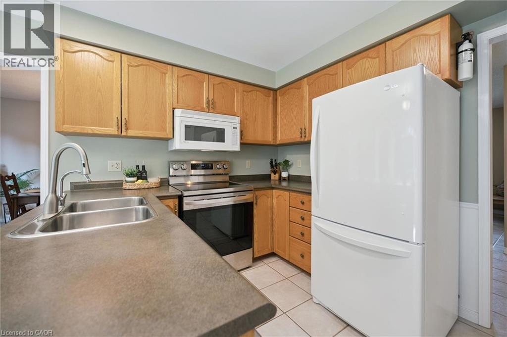 11 Bitzer Court, Cambridge, Ontario  N3C 3R6 - Photo 13 - 40848822
