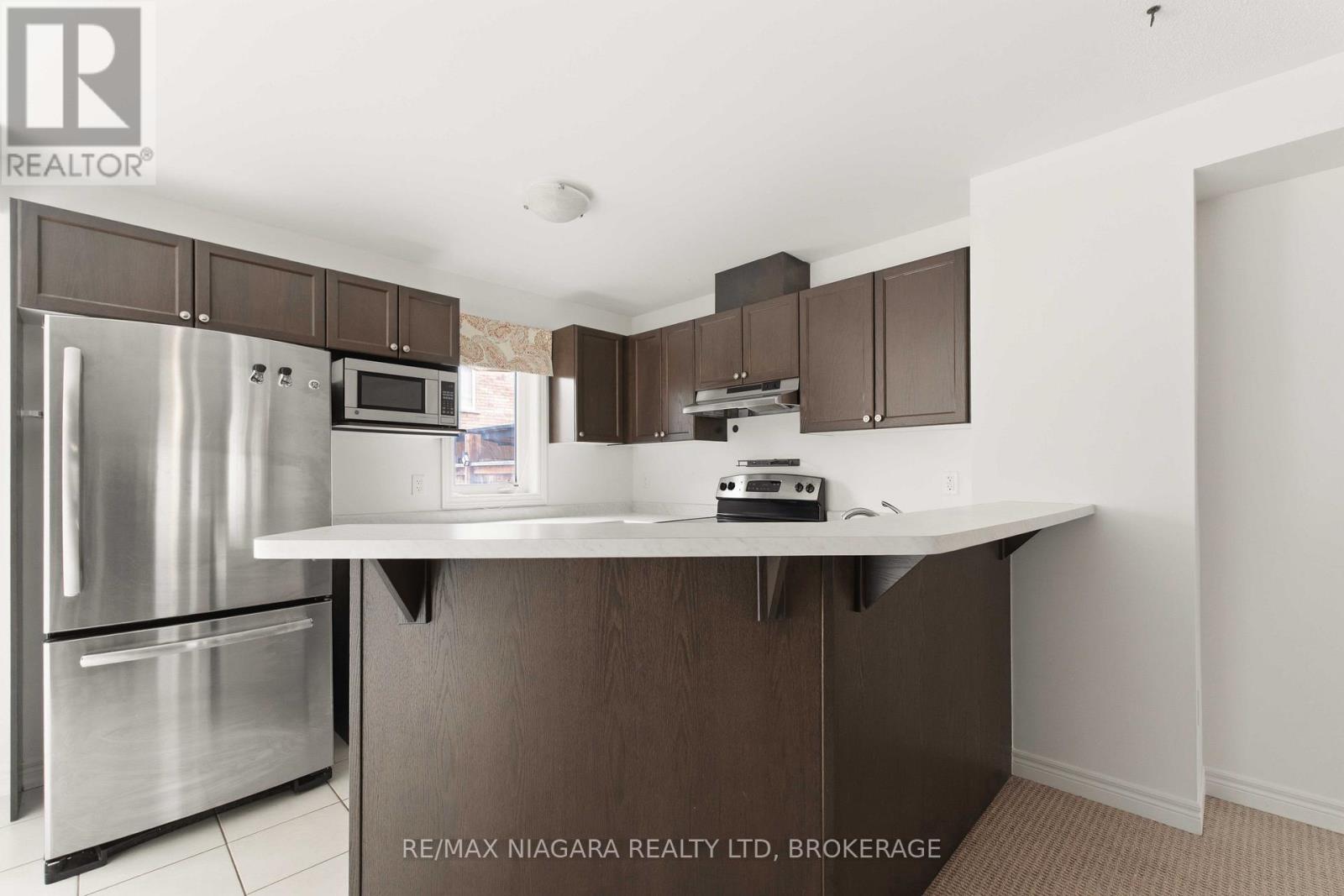 48 Juneberry Road, Thorold, Ontario  L2V 5G5 - Photo 9 - X13635698