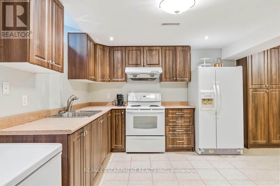 86 Northampton Street, Brampton, Ontario  L6S 3Y7 - Photo 33 - W13635808