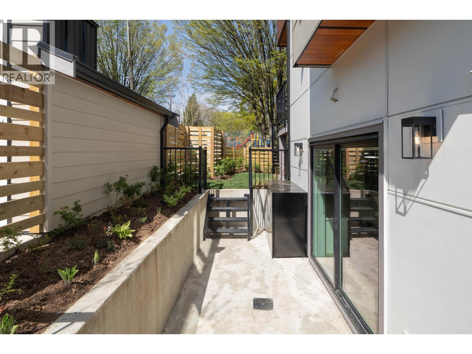 4832 Duchess Street, Vancouver, British Columbia  V5R 3L6 - Photo 25 - R3152179