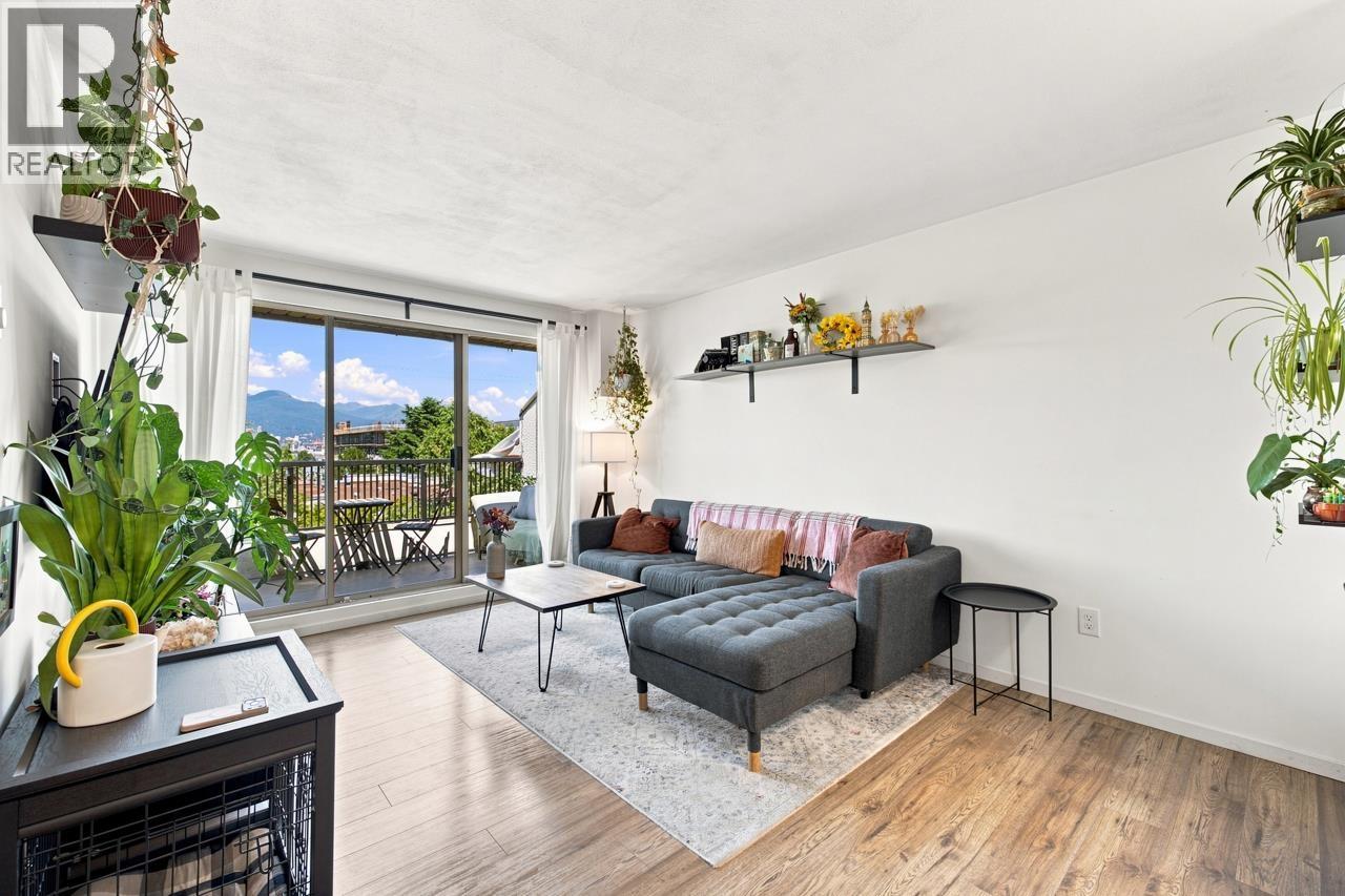 401 1099 E Broadway, Vancouver, British Columbia  V5T 1Y5 - Photo 2 - R3152194