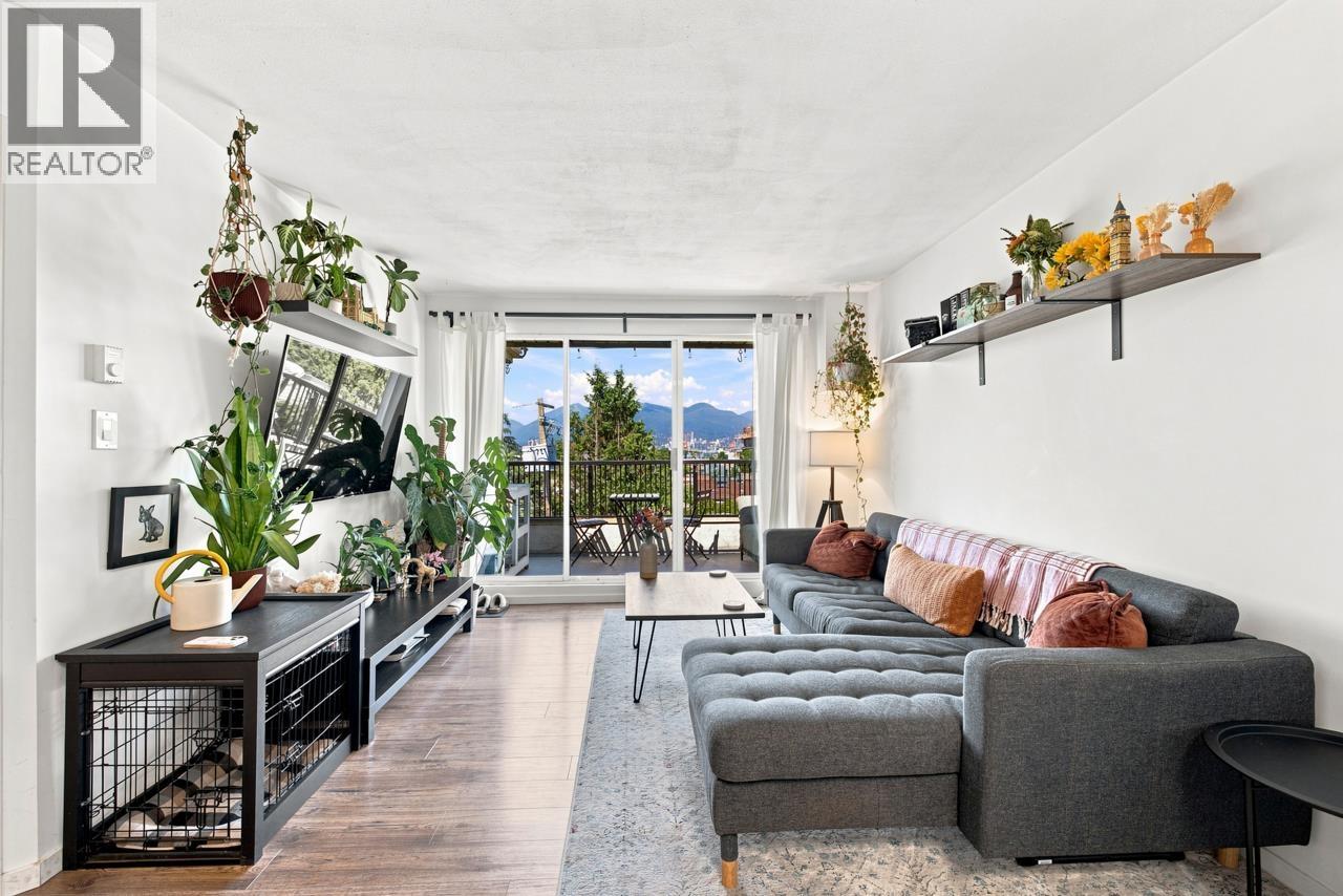 401 1099 E Broadway, Vancouver, British Columbia  V5T 1Y5 - Photo 3 - R3152194