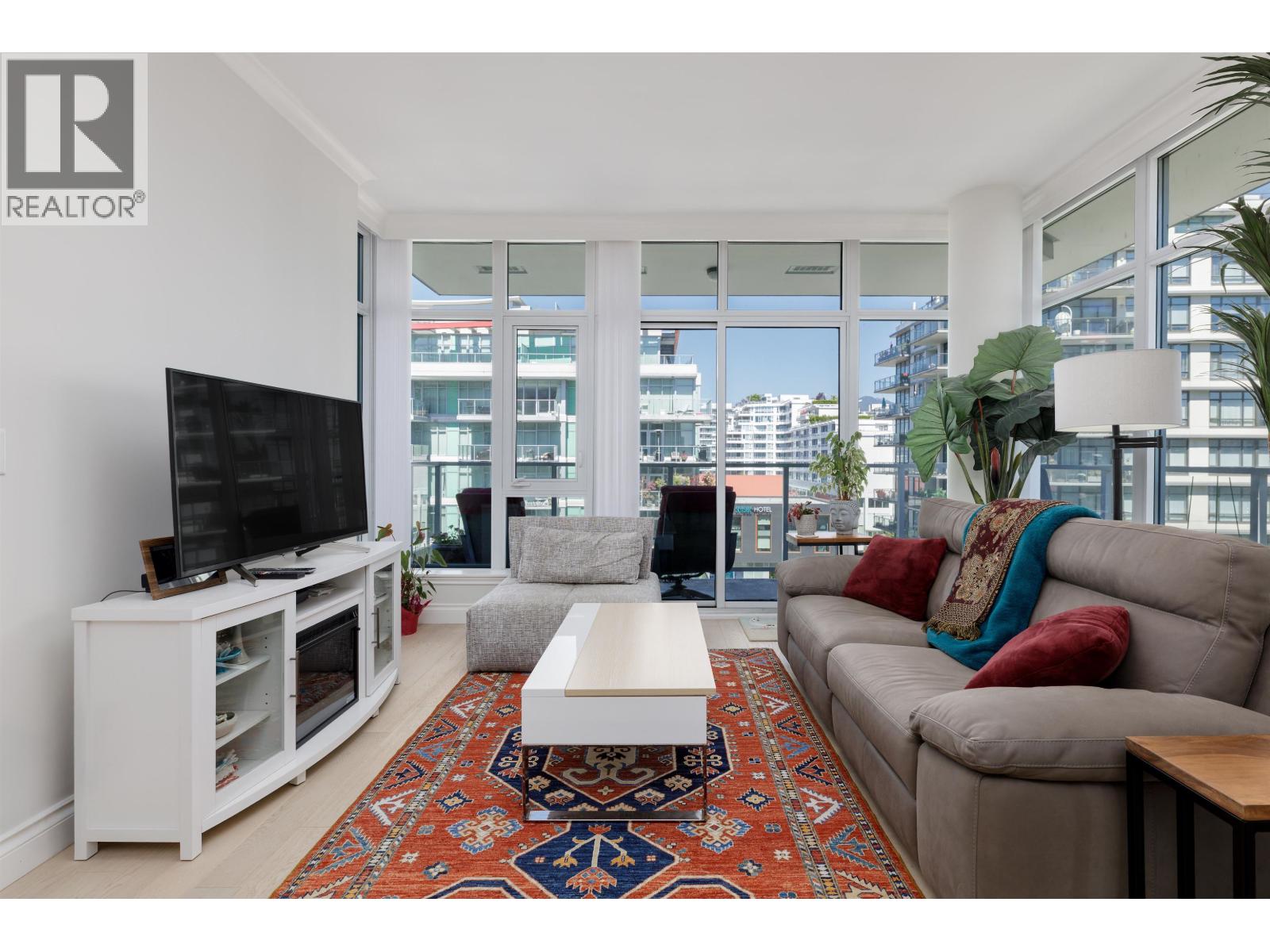 708 185 Victory Ship Way, North Vancouver, British Columbia  V7L 0G2 - Photo 10 - R3152196