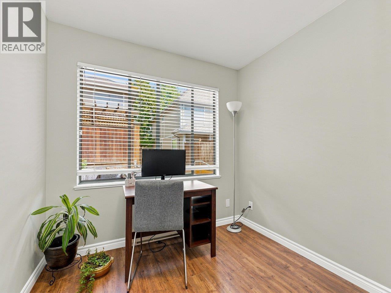 22 2133 St. Georges Avenue, North Vancouver, British Columbia  V7L 3K5 - Photo 8 - R3152210