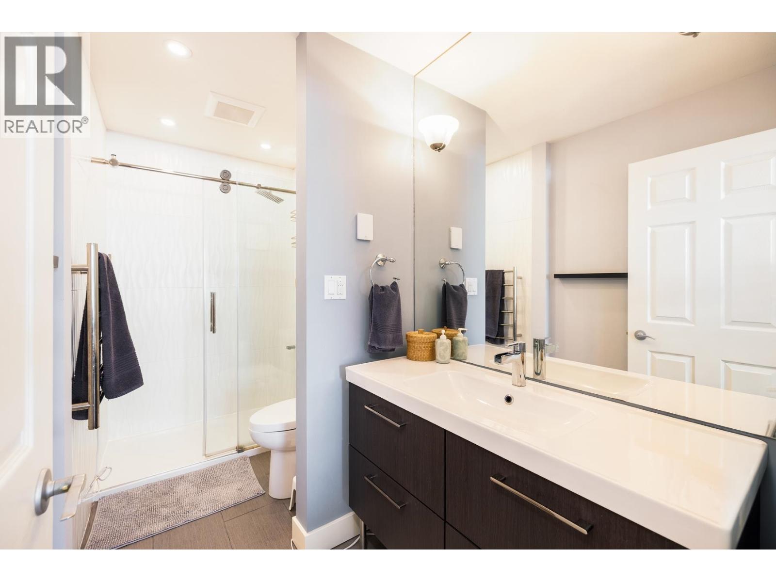 303 1528 Bowser Avenue, North Vancouver, British Columbia  V7P 2Y3 - Photo 14 - R3152225