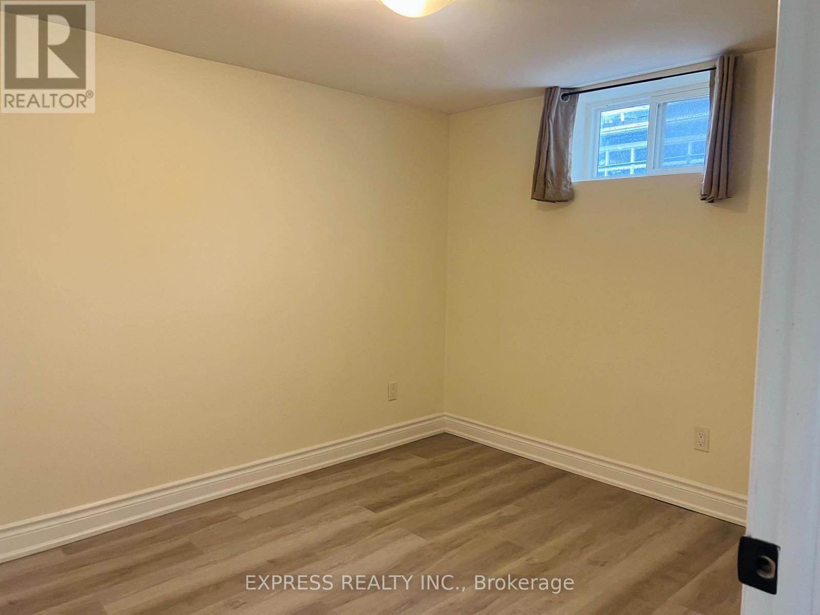 Bsmt - 711 Dunlop Street W, Whitby, Ontario  L1N 1V4 - Photo 7 - E13635720