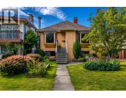 2576 PARKER STREET, Vancouver, British Columbia