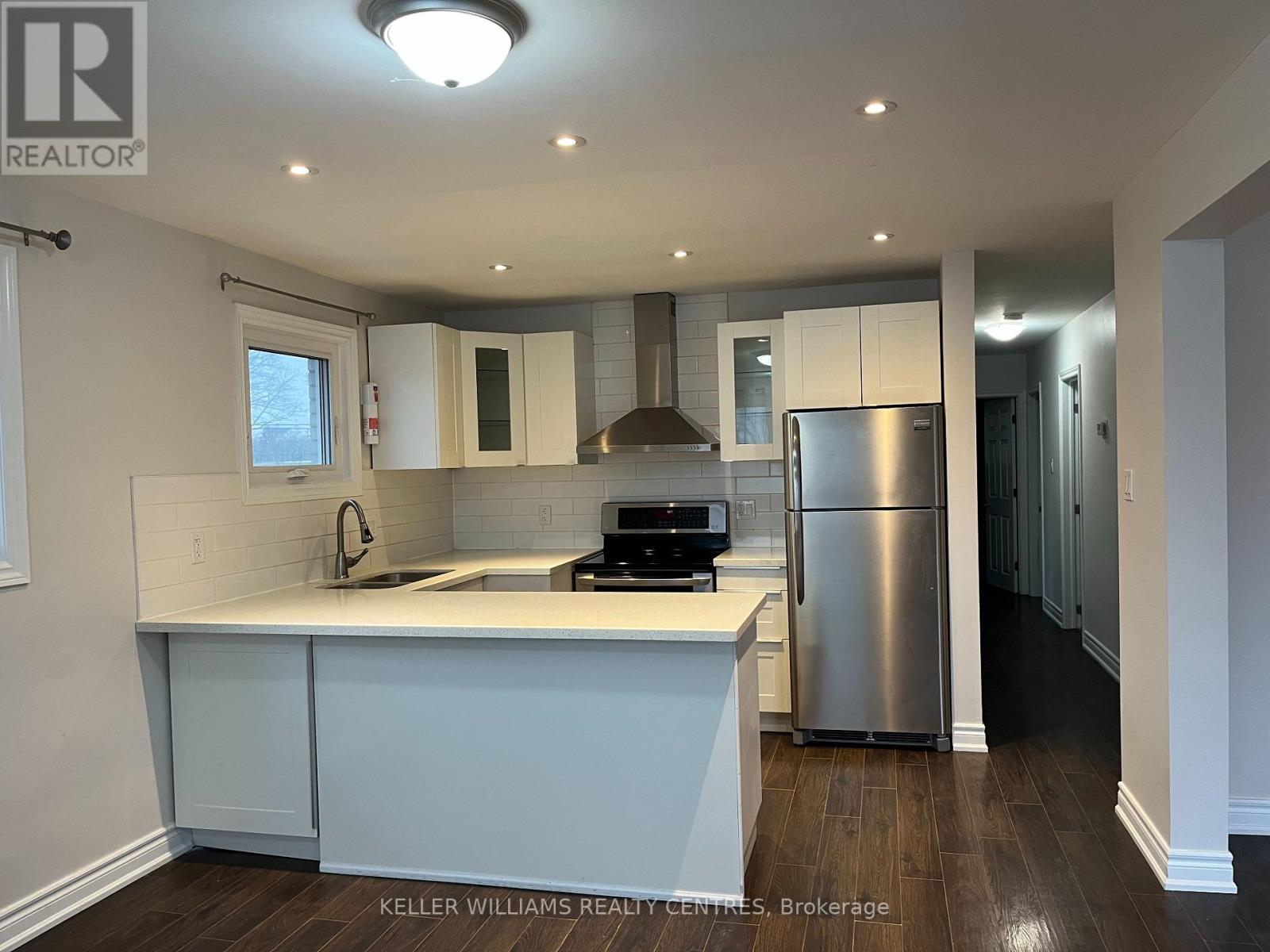 Upper - 211 Silverbirch Drive, Newmarket, Ontario  L3Y 2Z6 - Photo 5 - N13635742