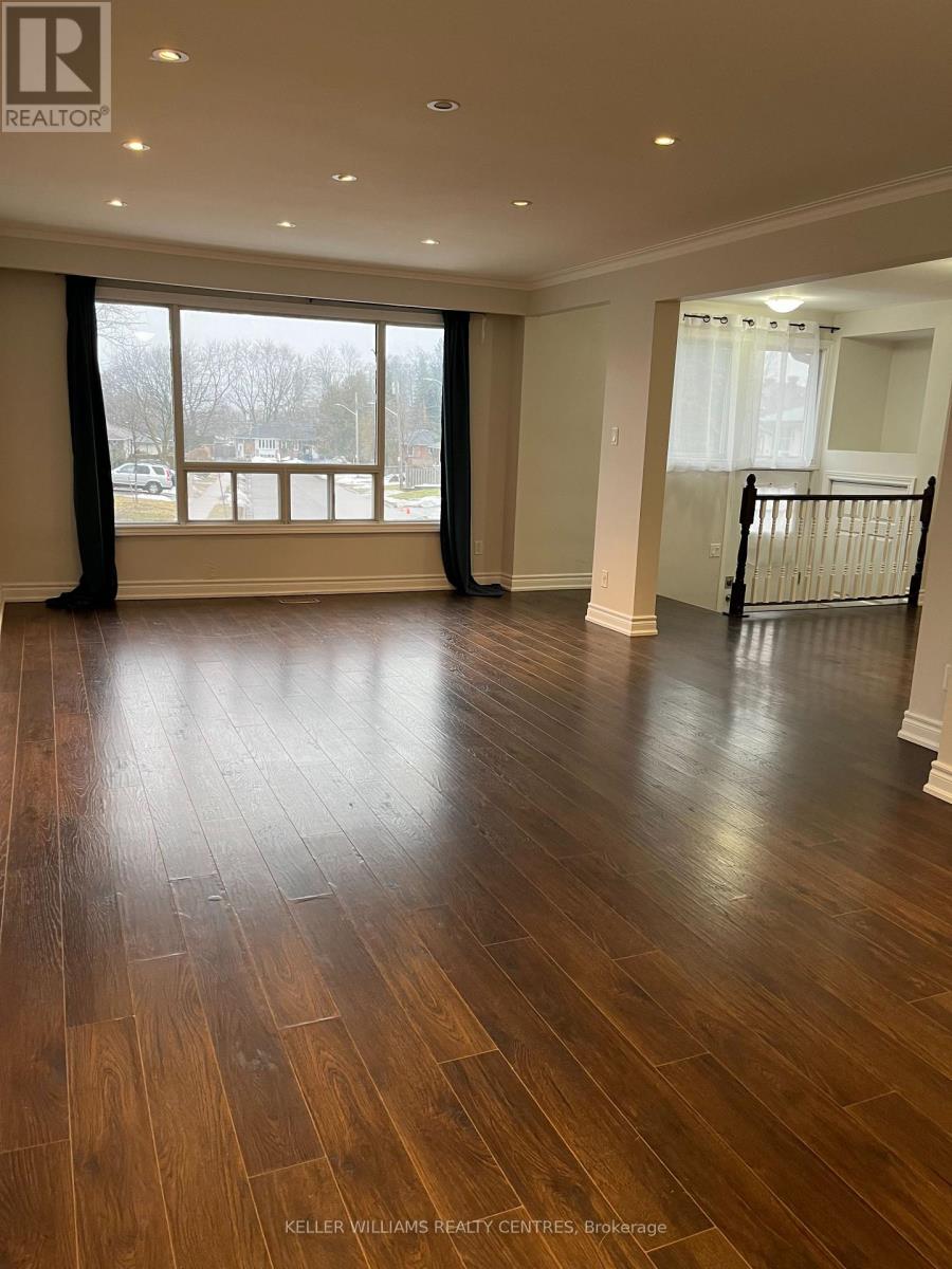 Upper - 211 Silverbirch Drive, Newmarket, Ontario  L3Y 2Z6 - Photo 8 - N13635742