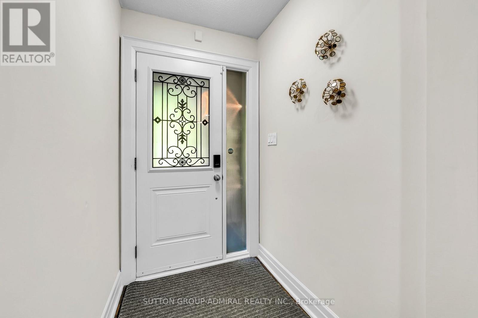 37 Gretman Crescent, Markham, Ontario  L3T 5L9 - Photo 4 - N13635770