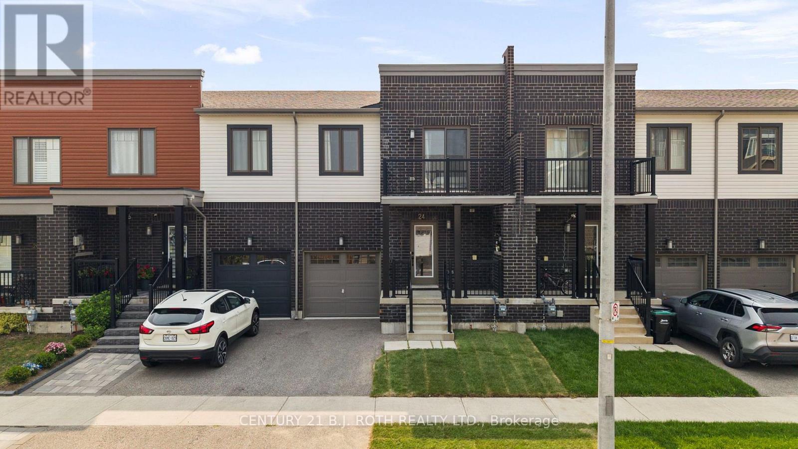 24 BROWN BEAR STREET, Barrie, Ontario
