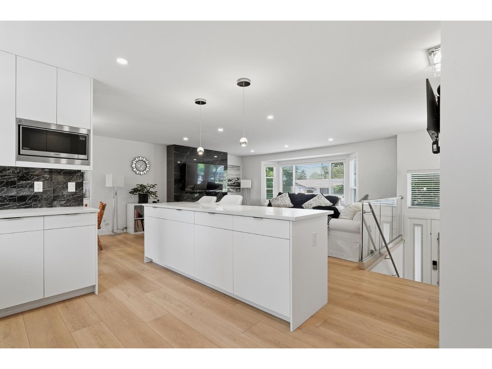 14348 GLADSTONE DRIVE, Surrey, British Columbia