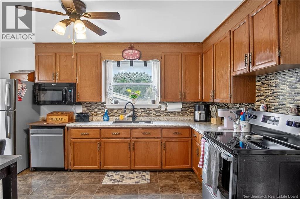 366-368 Beaconsfield Crescent, Saint John, New Brunswick  E2M 2H8 - Photo 7 - NB145292