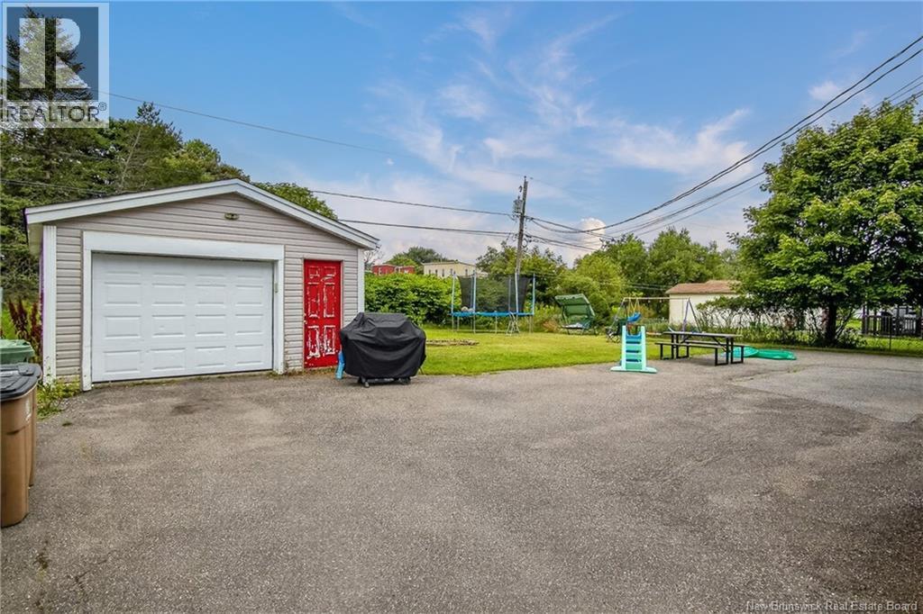 366-368 Beaconsfield Crescent, Saint John, New Brunswick  E2M 2H8 - Photo 44 - NB145292