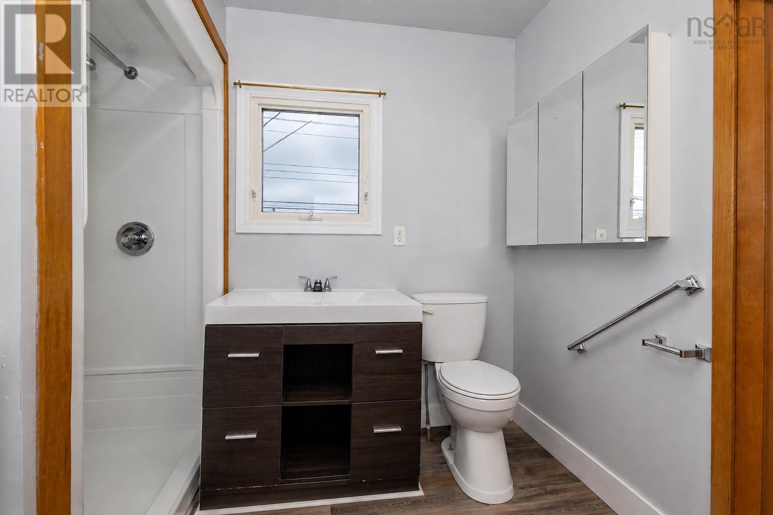 3444 Emerald Street, New Waterford, Nova Scotia  B1H 1H6 - Photo 14 - 202619521